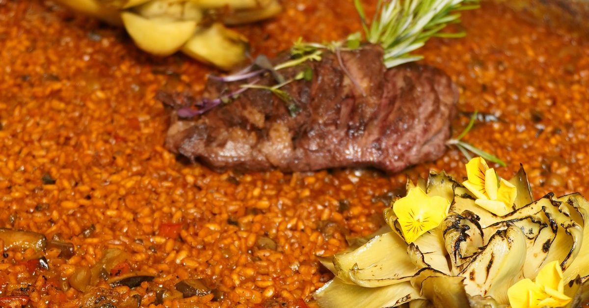 Creative Gluten-Free Paella Recipes to Impress Your Guests
