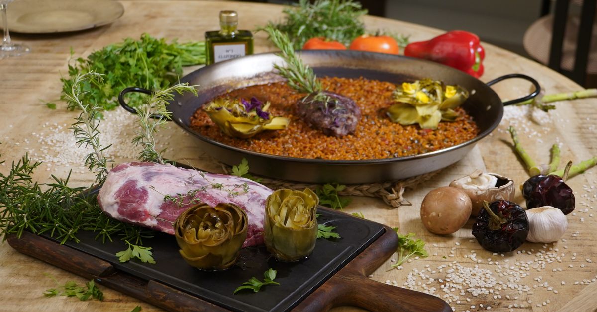 Serving Suggestions for Traditional Spanish Paella